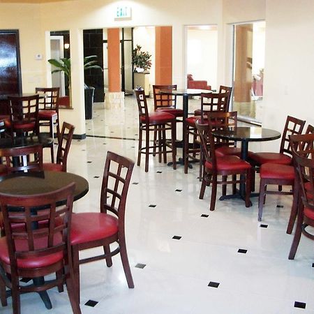Robinson Inn And Suites 외부 사진