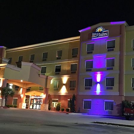Robinson Inn And Suites 외부 사진