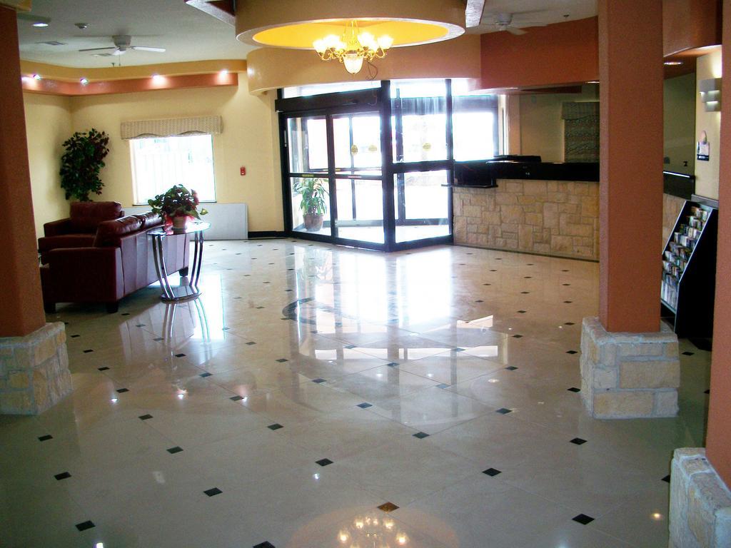 Robinson Inn And Suites 내부 사진